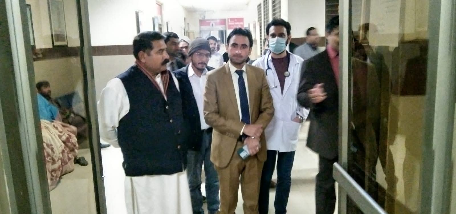 Al-Nisa representative during hospital visit with CEO health Okara