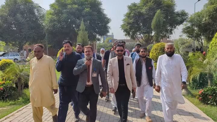 Al-Nisa CEO at University of Agriculture Faisalabad to have meeting with Principal